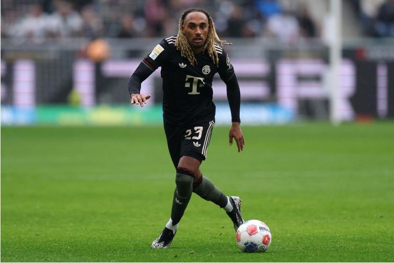 博鱼官网-法尔克：埃弗顿、马赛和里昂都对博埃有兴趣，但他不想转会