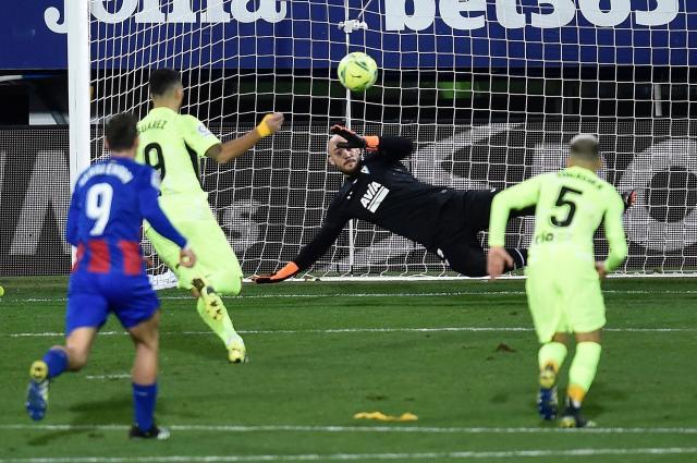 博鱼体育-【西甲】埃瓦尔门将破门 苏牙梅开 马竞2比1逆转